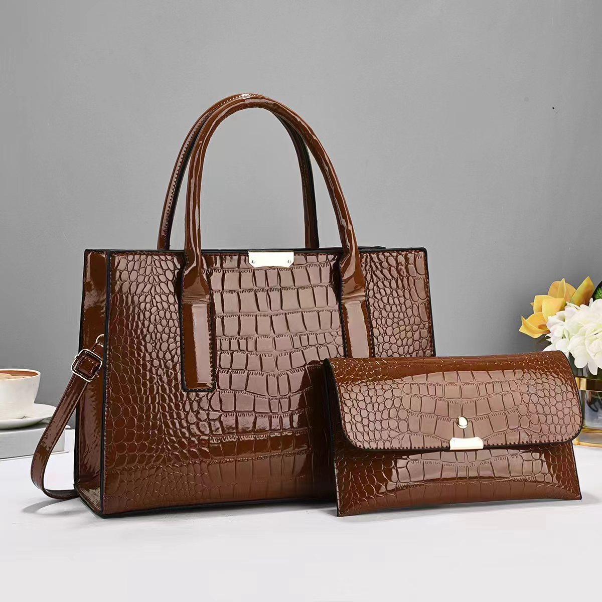 Embossed handbag set with wallet