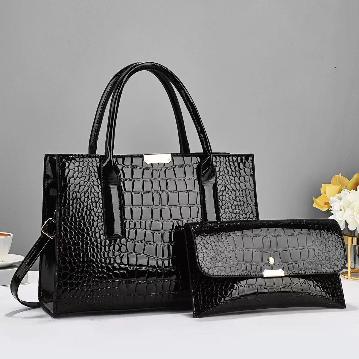 Embossed handbag set with wallet