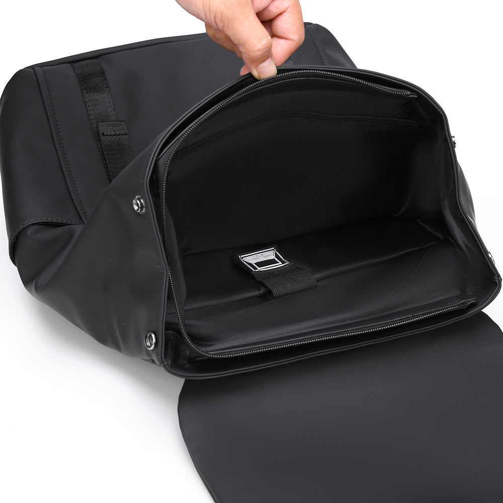 Structured backpack with buckle closure