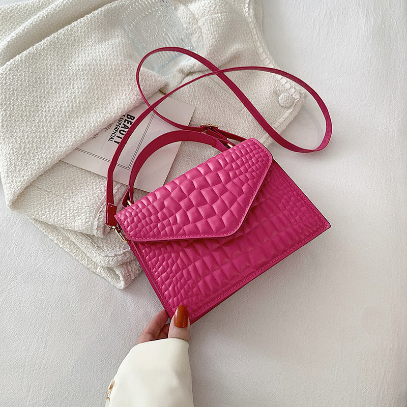 Envelope crossbody bag with chain strap