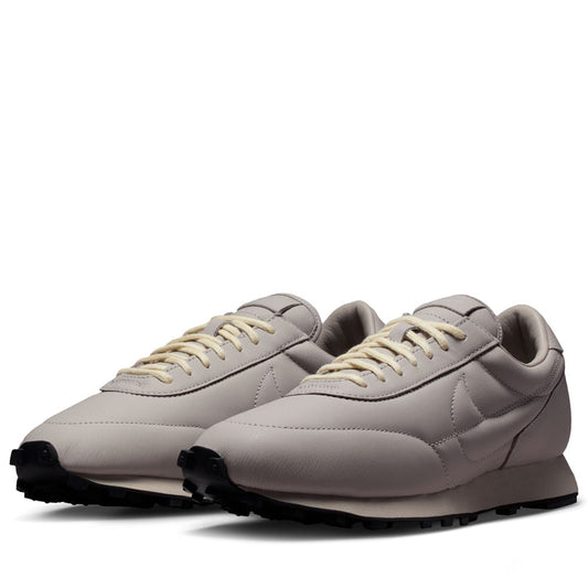 Nike DBreak SP - Anthracite/Coconut Milk