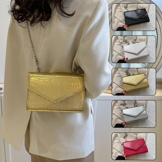 Envelope crossbody bag with chain strap